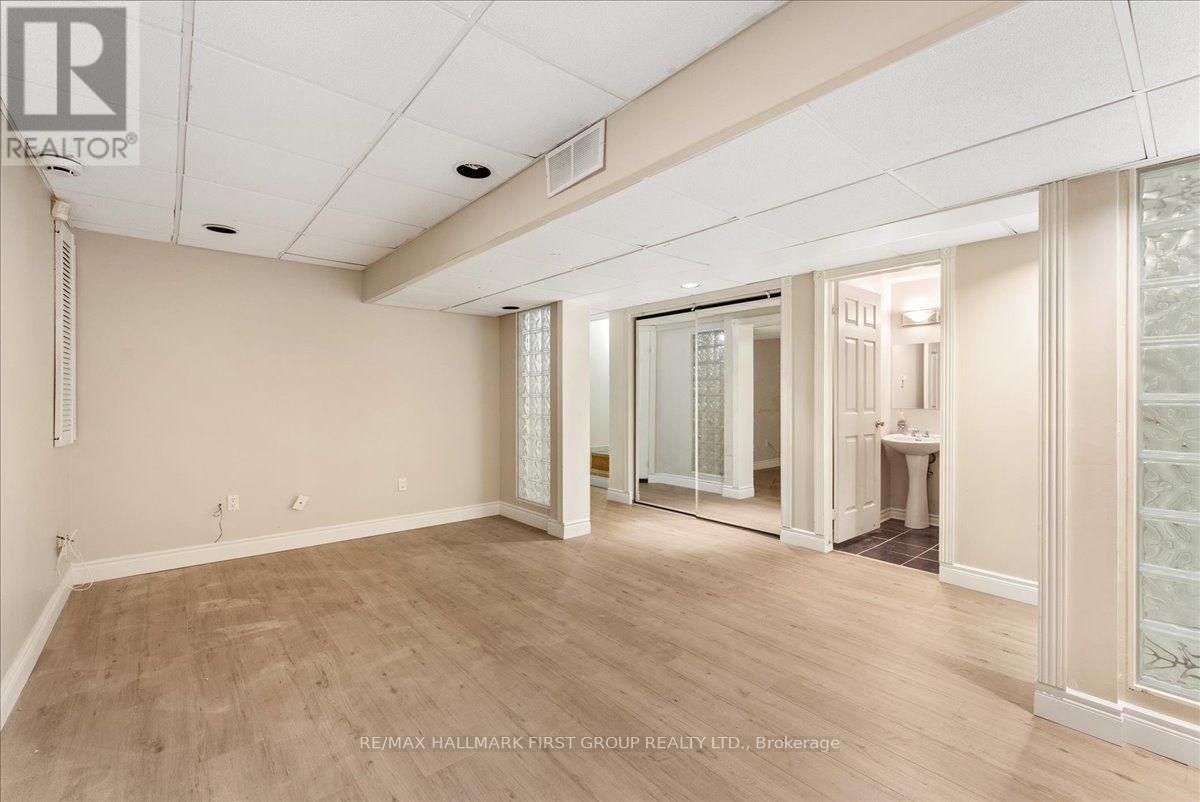 39 Keys Drive, Ajax, ON - Indoor