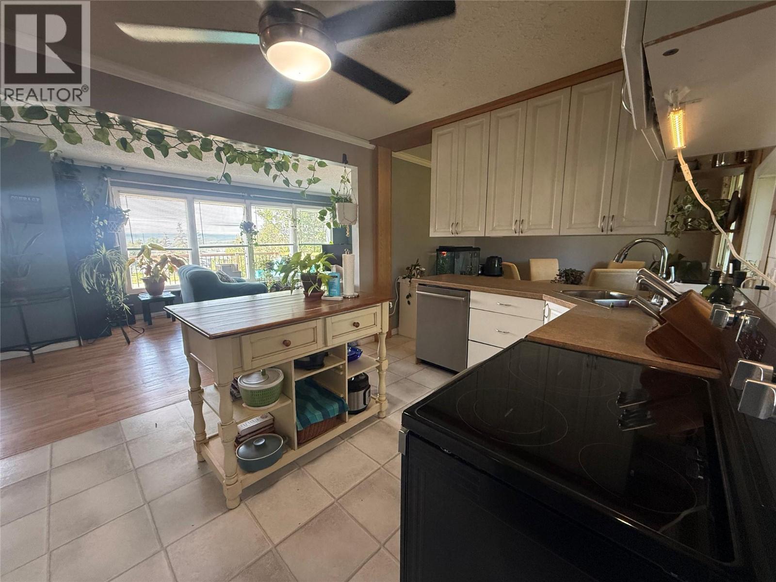 904 Cornwall Crescent, Dawson Creek, BC - Indoor