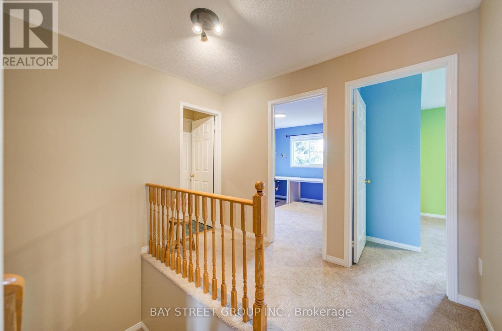 5922 Dalebrook Crescent, Mississauga, ON - Indoor Photo Showing Other Room