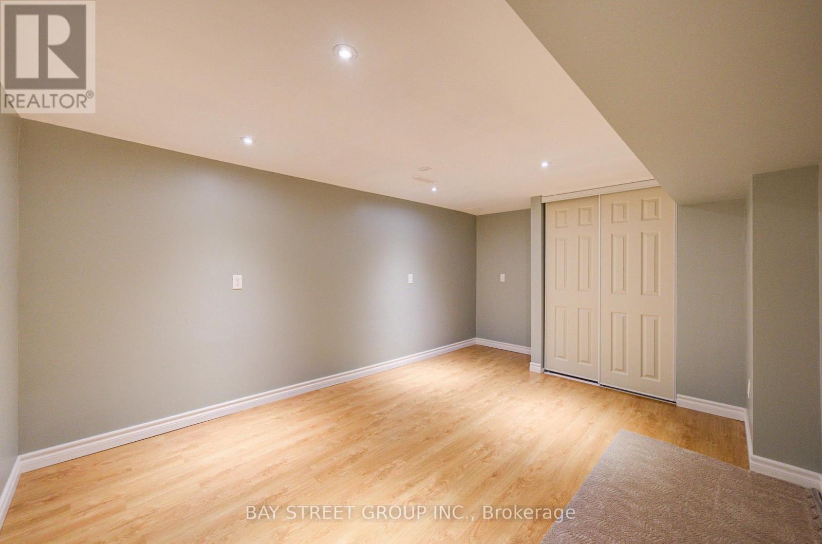 5922 Dalebrook Crescent, Mississauga, ON - Indoor Photo Showing Other Room