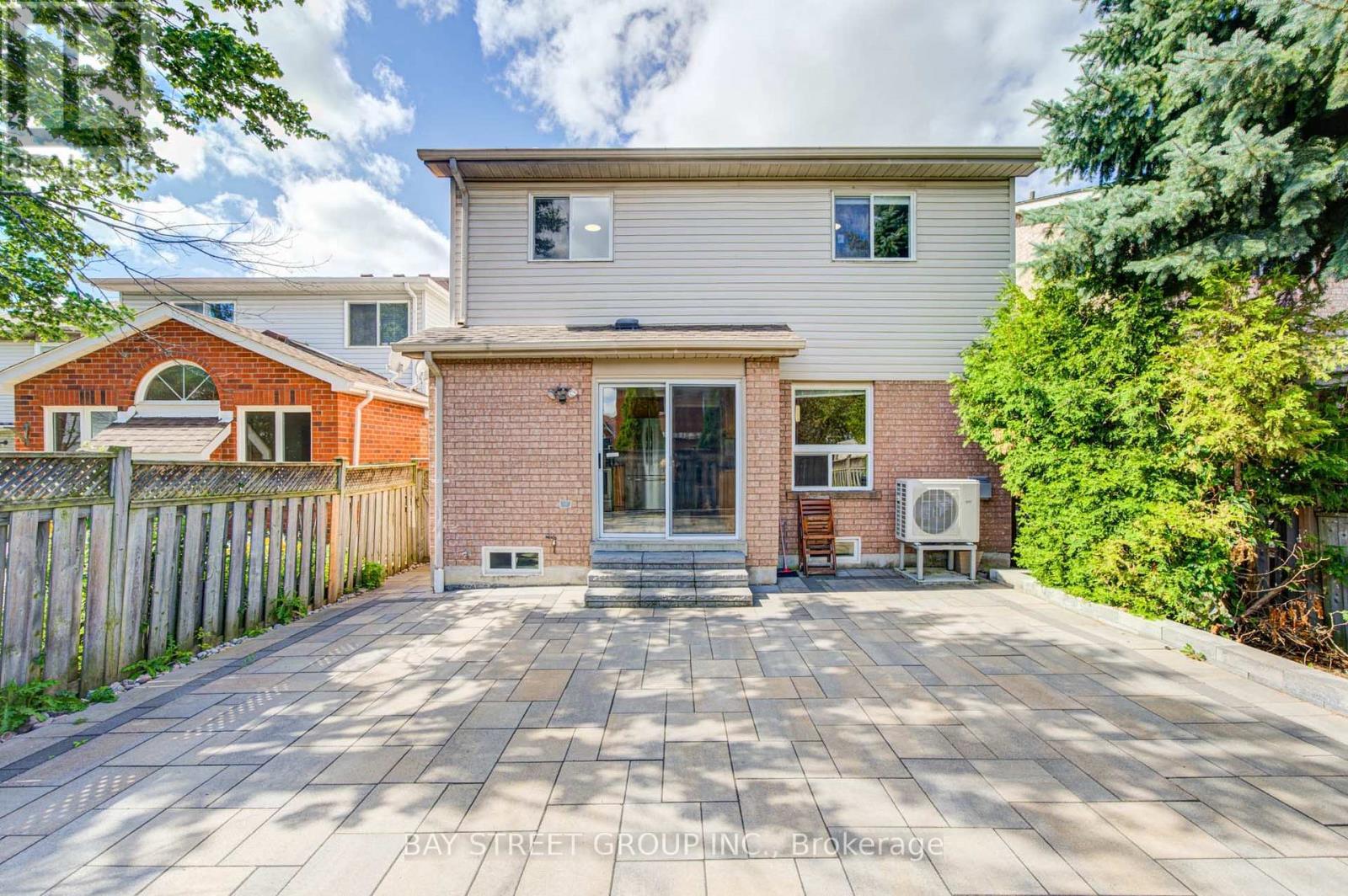 5922 Dalebrook Crescent, Mississauga, ON - Outdoor