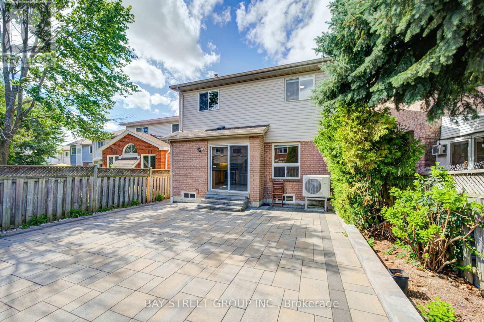 5922 Dalebrook Crescent, Mississauga, ON - Outdoor