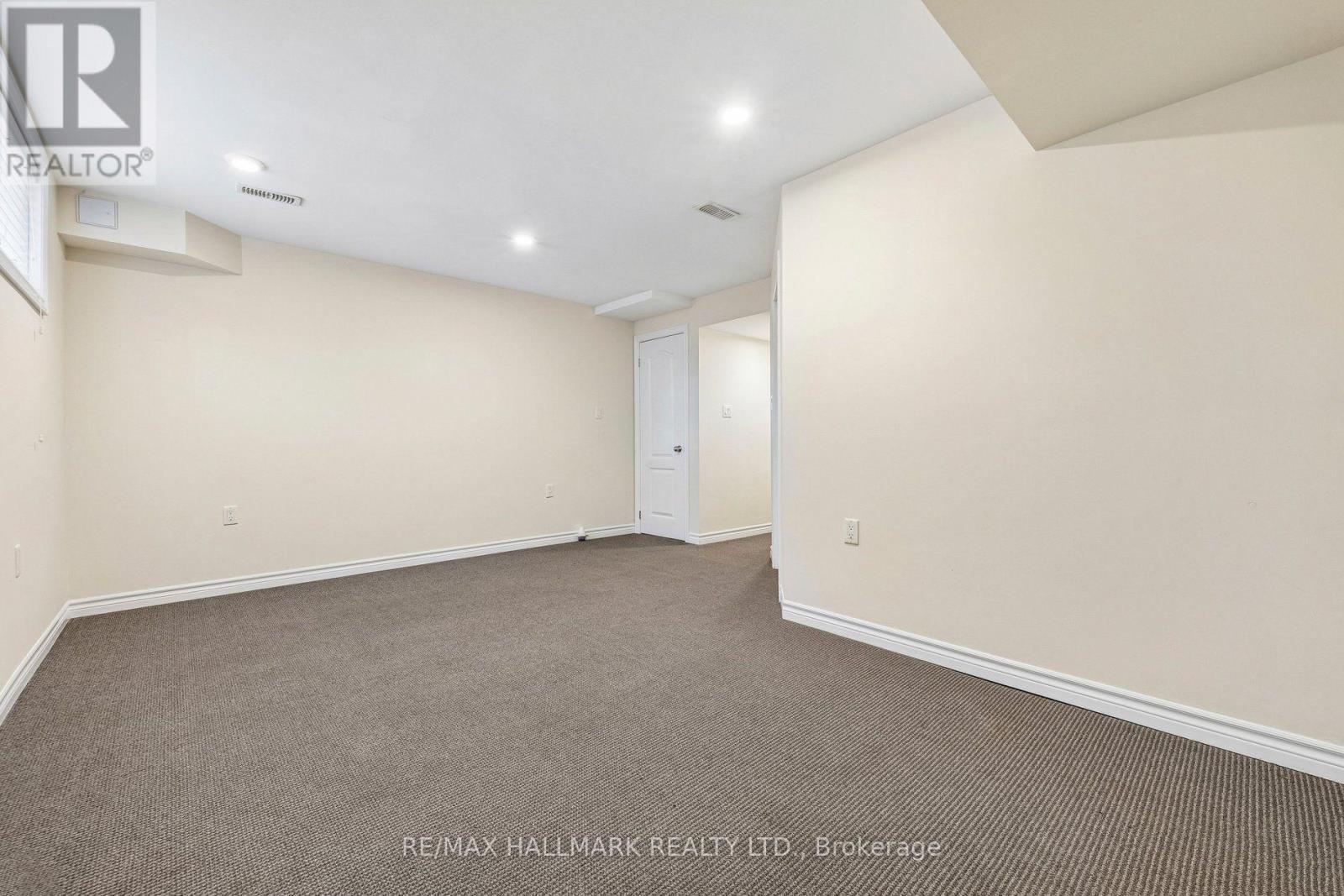 24 Markham Trail, Clarington, ON - Indoor
