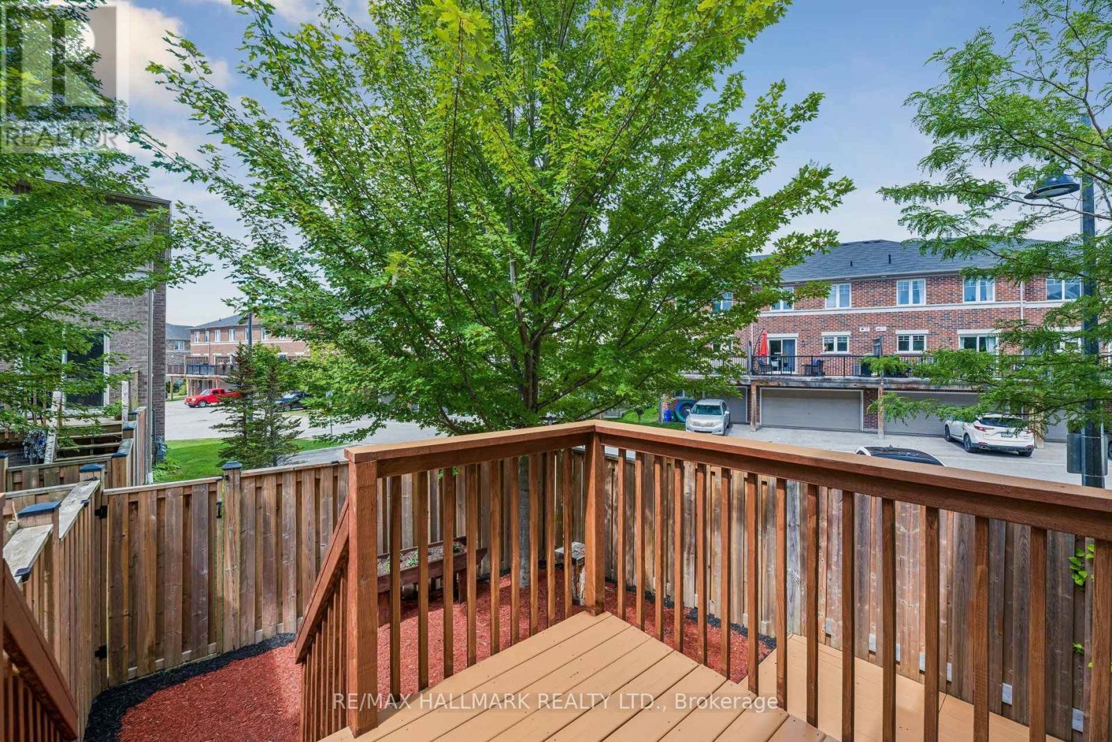 24 Markham Trail, Clarington, ON - Outdoor