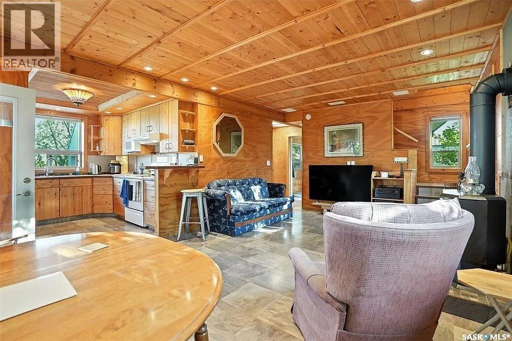 224 Bird Street, Loreburn, SK - Indoor