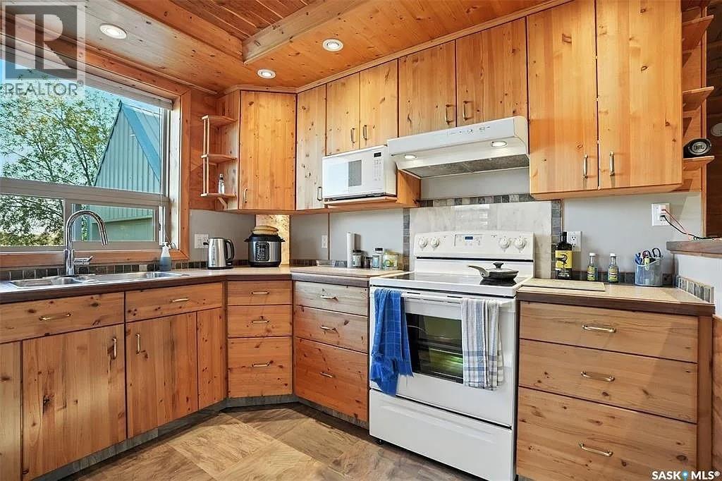 224 Bird Street, Loreburn, SK - Indoor Photo Showing Kitchen With Double Sink