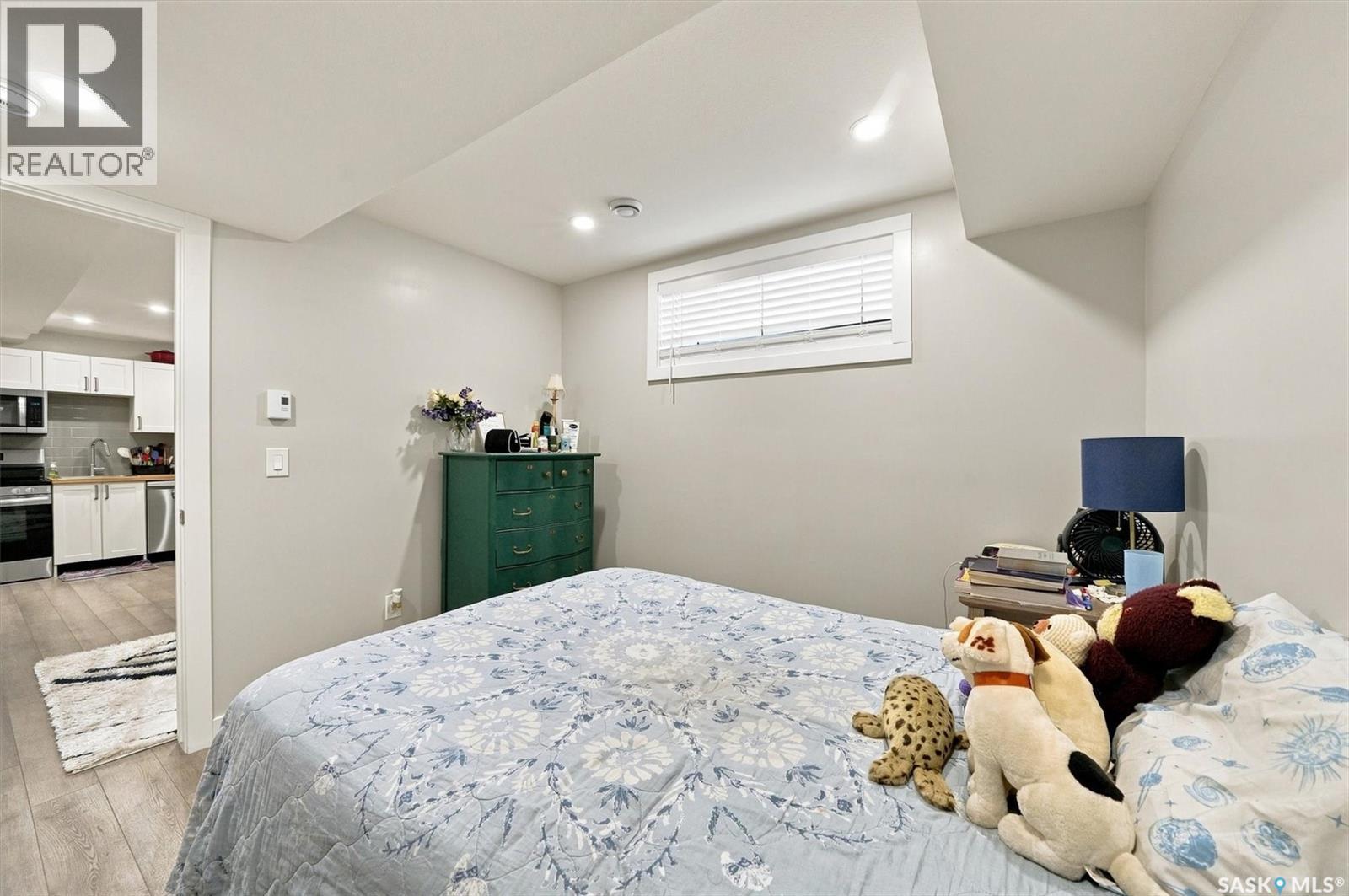 143 Barrett Street, Saskatoon, SK - Indoor Photo Showing Bedroom