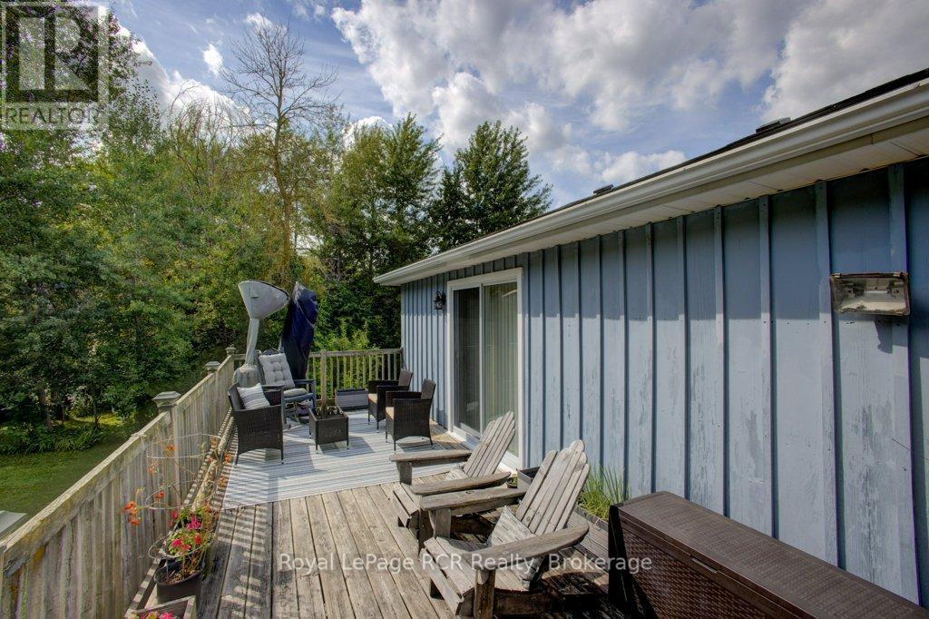 7287 Wellington Rd 109, Mapleton, ON - Outdoor With Deck Patio Veranda With Exterior