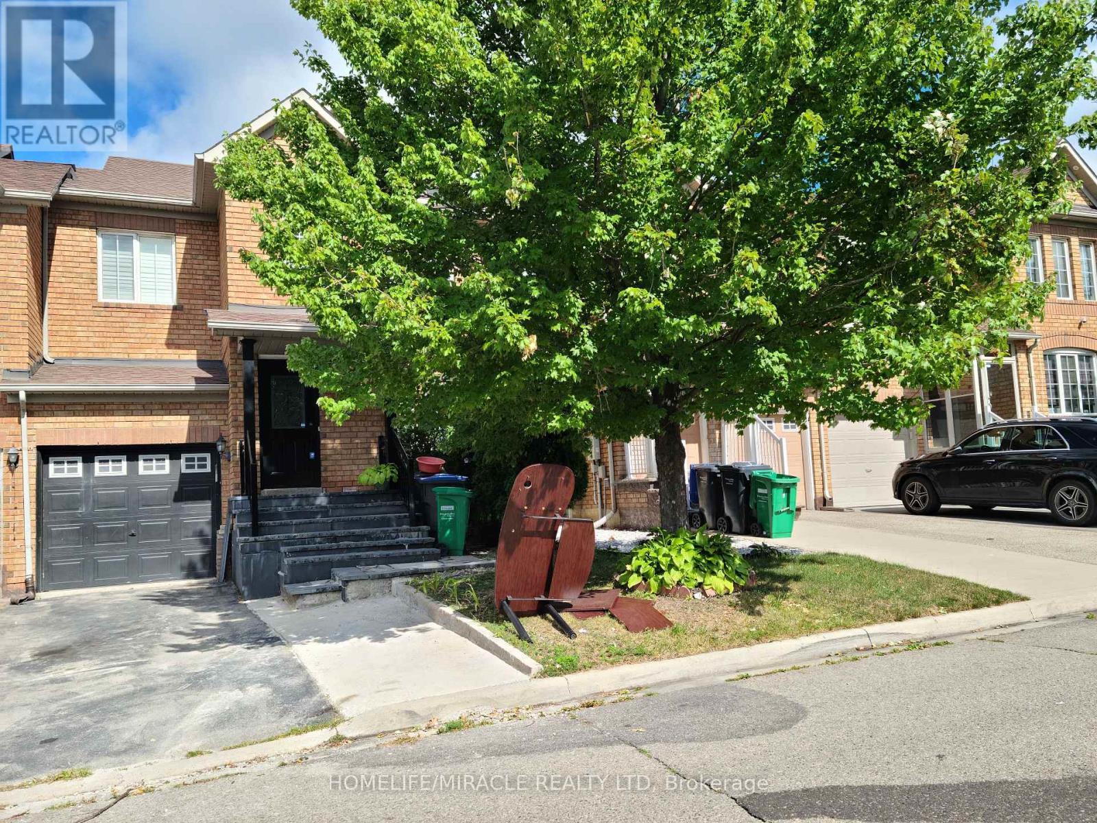 7 Thunderbird Trail, Brampton, ON - Outdoor