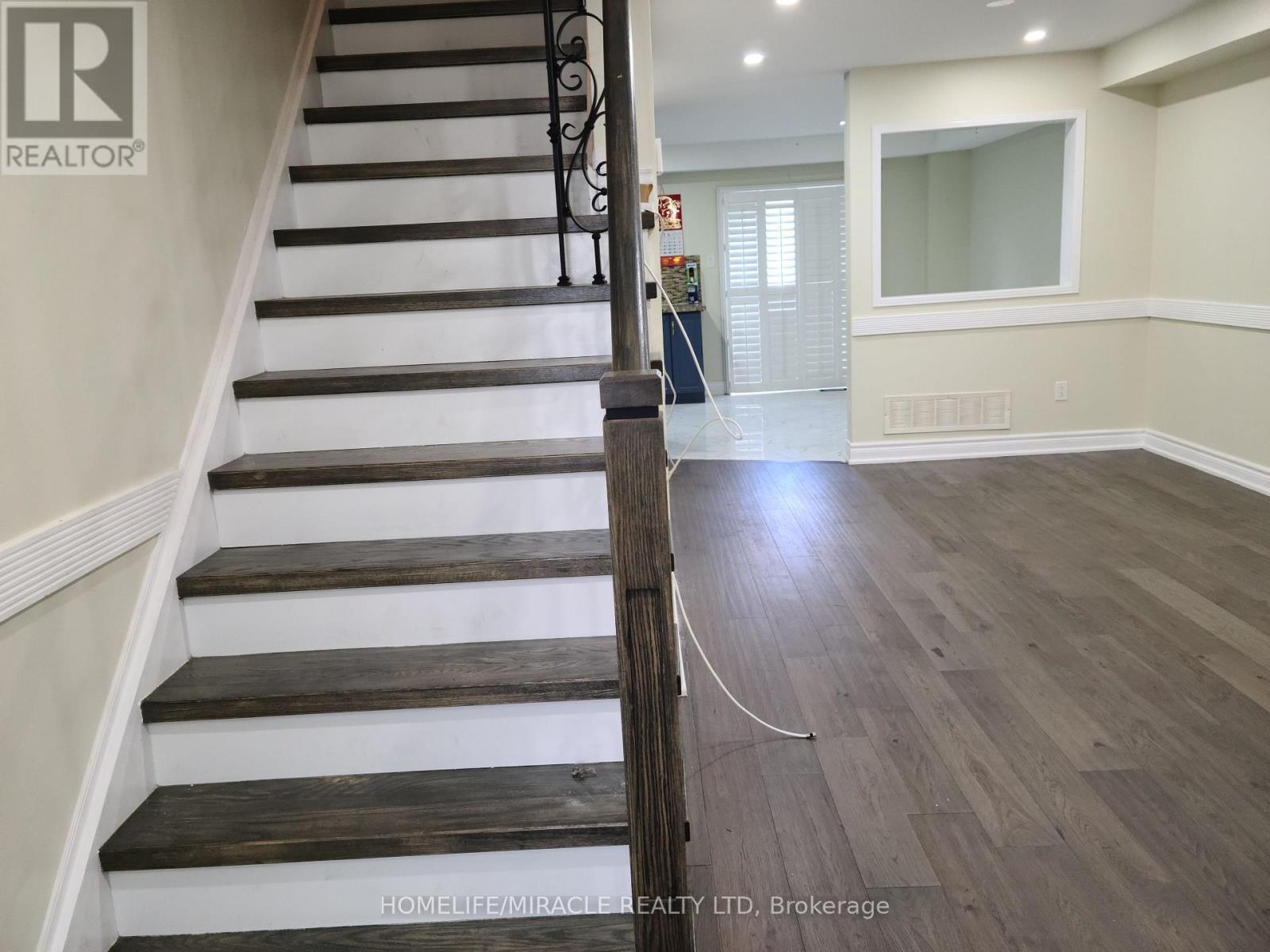 7 Thunderbird Trail, Brampton, ON - Indoor Photo Showing Other Room