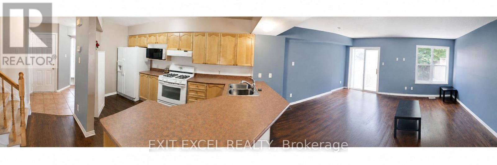 17 Heartleaf Private, Ottawa, ON - Indoor Photo Showing Kitchen