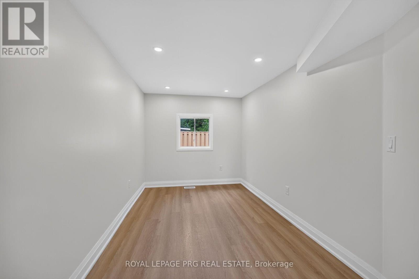 29 Mckinstry Street, Hamilton, ON - Indoor Photo Showing Other Room