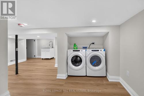 29 Mckinstry Street, Hamilton, ON - Indoor Photo Showing Laundry Room