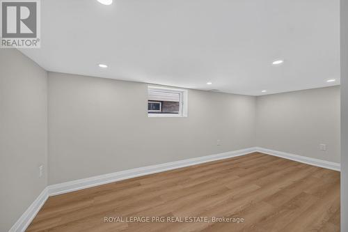 29 Mckinstry Street, Hamilton, ON - Indoor Photo Showing Other Room