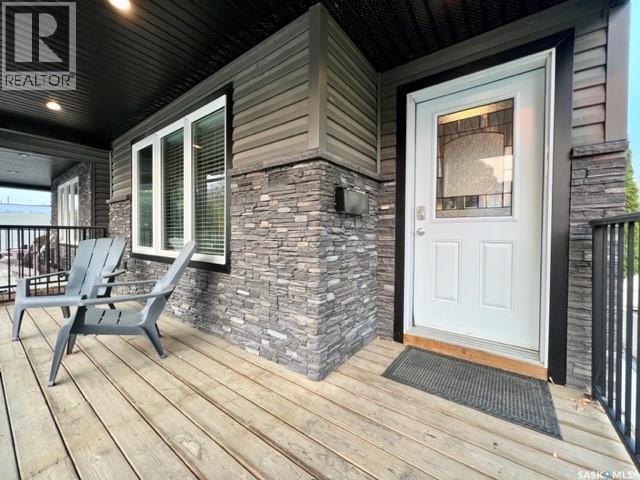 1516 Edward Avenue, Saskatoon, SK - Outdoor With Deck Patio Veranda With Exterior