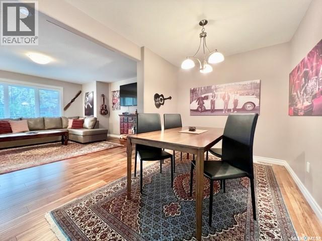 1516 Edward Avenue, Saskatoon, SK - Indoor Photo Showing Dining Room
