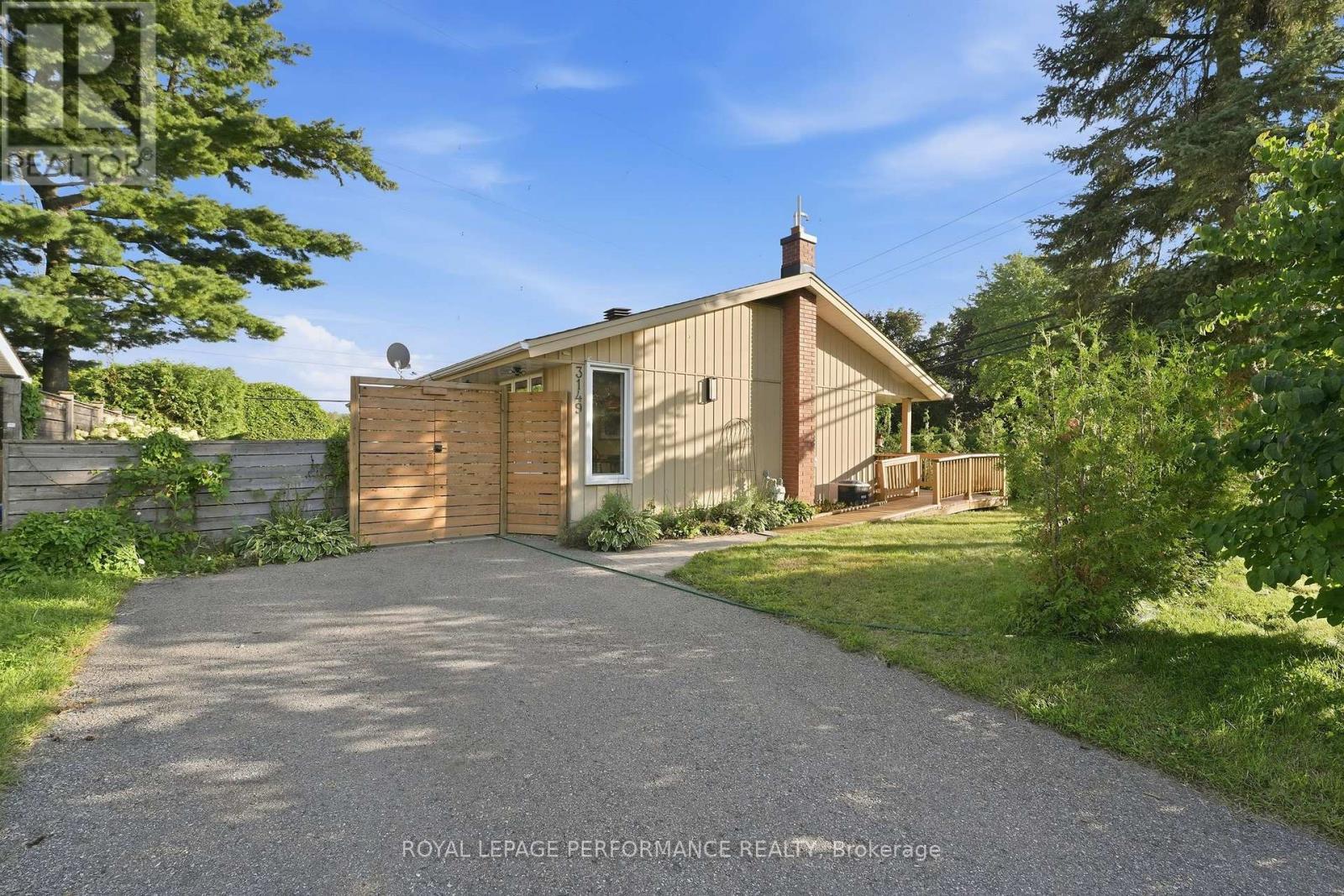3149 Southmore Drive E, Ottawa, ON - Outdoor