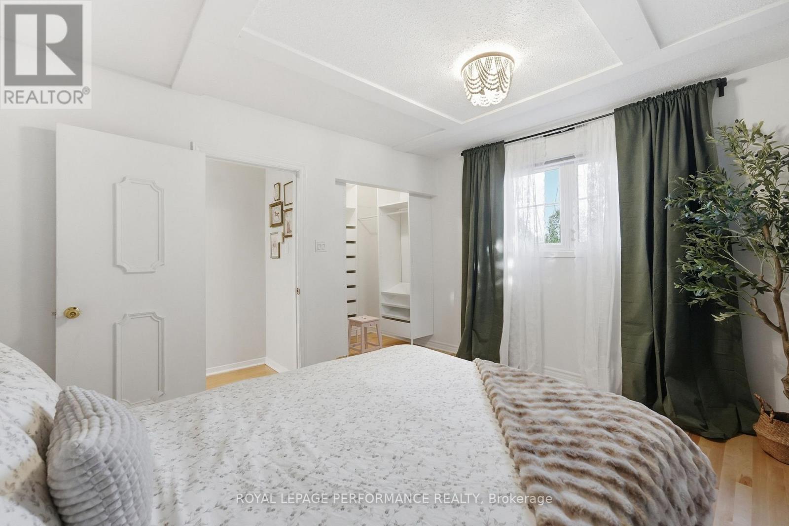 3149 Southmore Drive E, Ottawa, ON - Indoor Photo Showing Bedroom