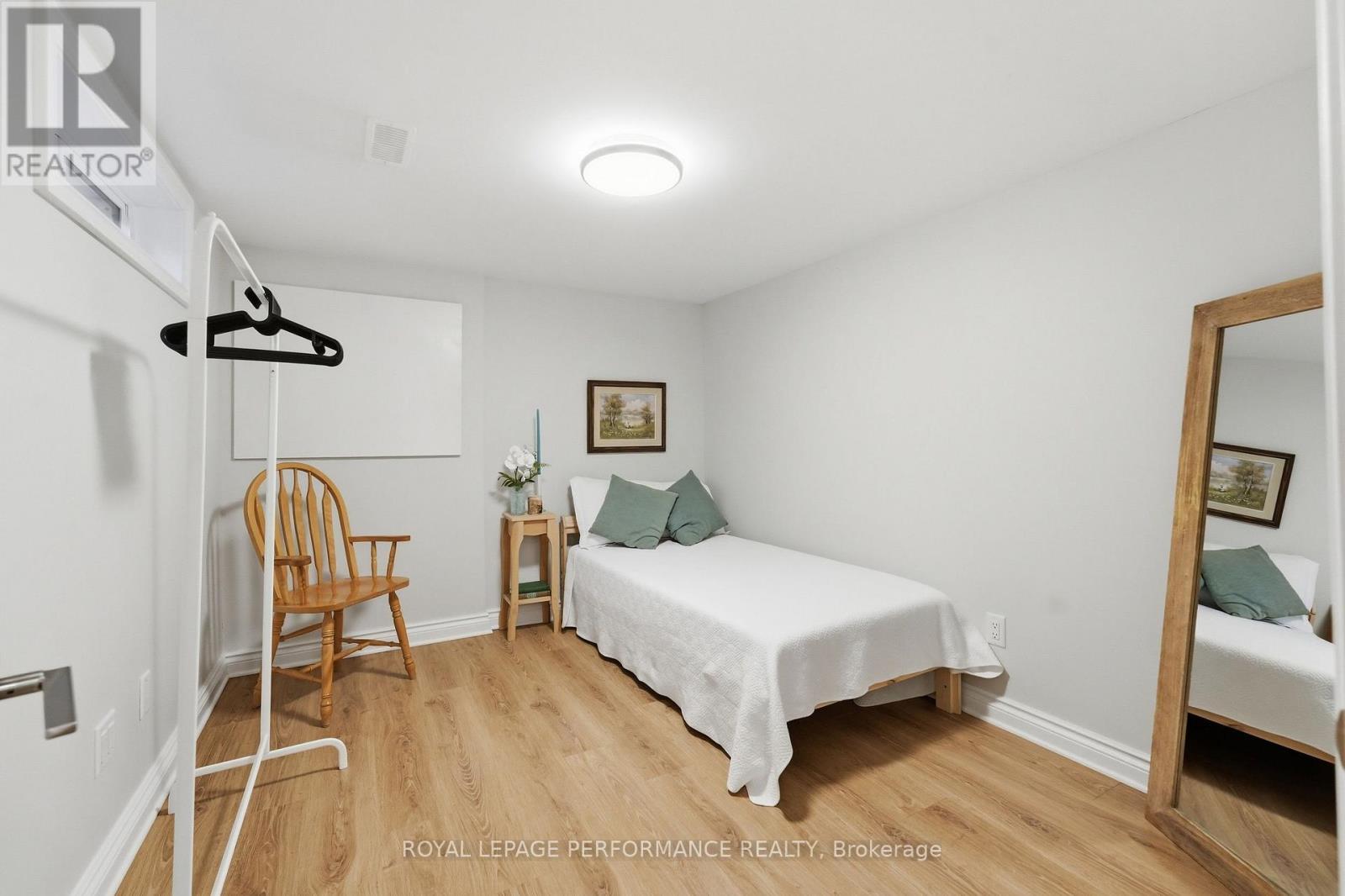 3149 Southmore Drive E, Ottawa, ON - Indoor Photo Showing Bedroom