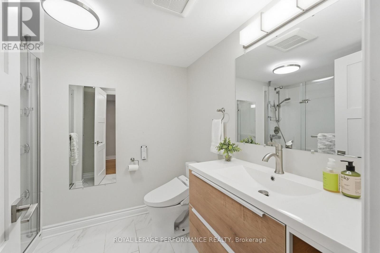 3149 Southmore Drive E, Ottawa, ON - Indoor Photo Showing Bathroom