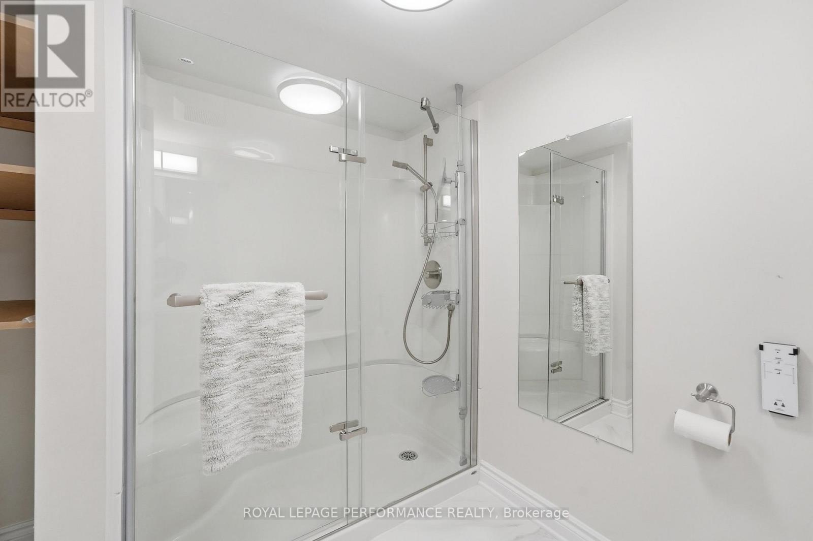 3149 Southmore Drive E, Ottawa, ON - Indoor Photo Showing Bathroom
