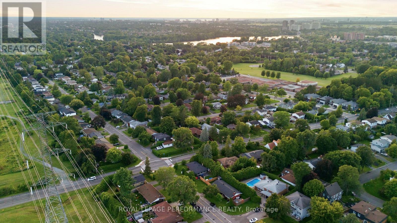 3149 Southmore Drive E, Ottawa, ON - Outdoor With View