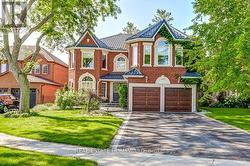 807 PRIMROSE COURT Pickering, ON L1X 2S8