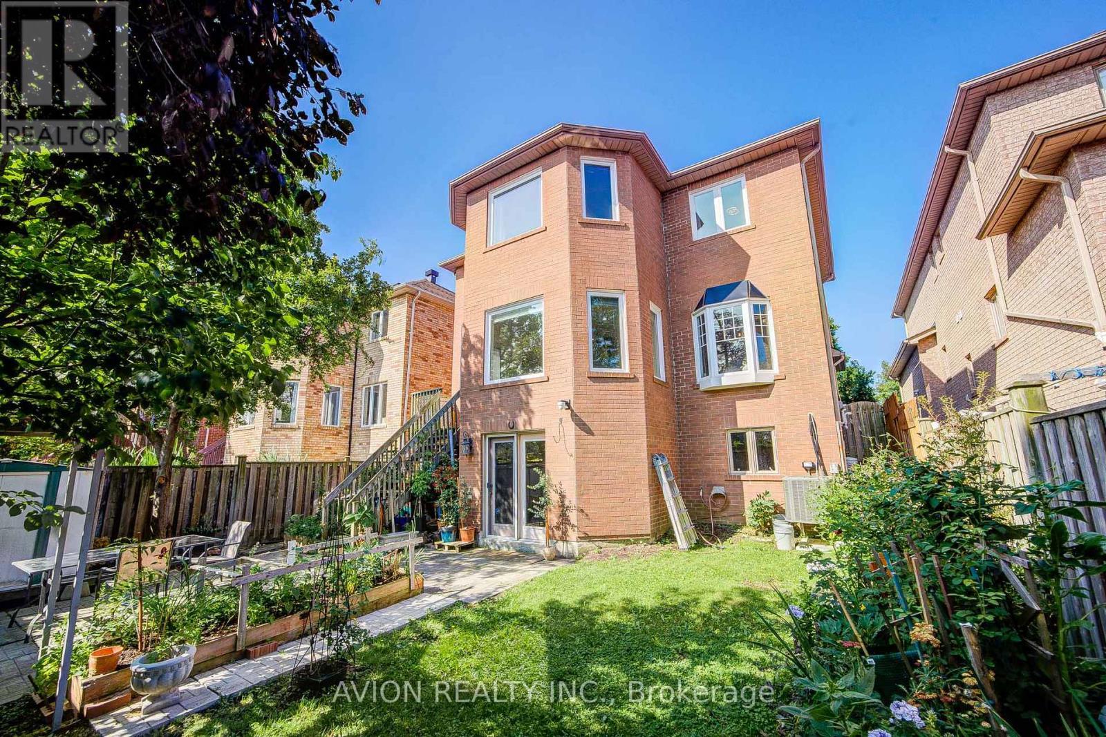 83 Stonebridge Boulevard, Toronto, ON - Outdoor