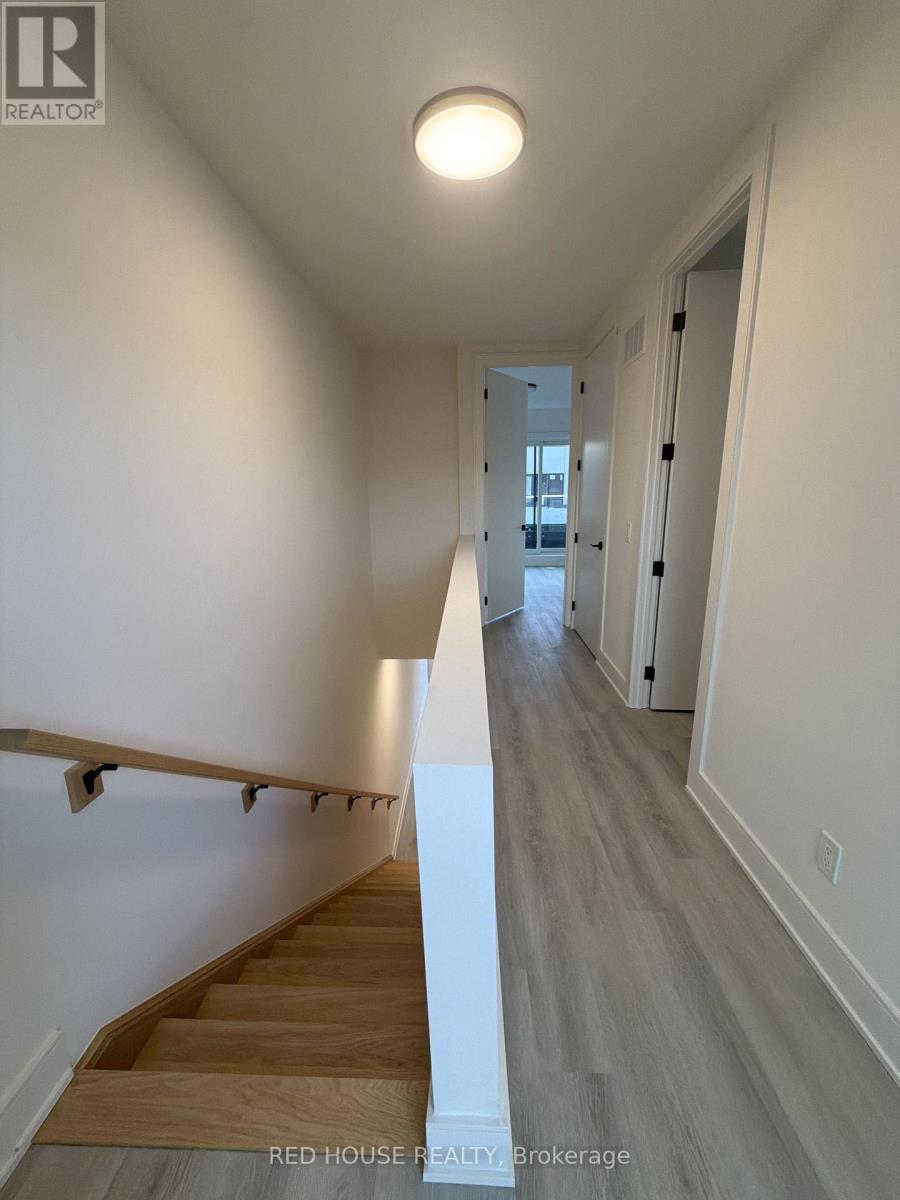 69 Everett Common, St. Catharines, ON - Indoor Photo Showing Other Room
