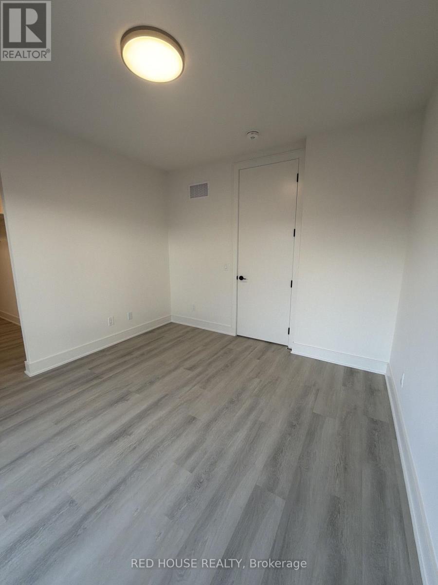 69 Everett Common, St. Catharines, ON - Indoor Photo Showing Other Room