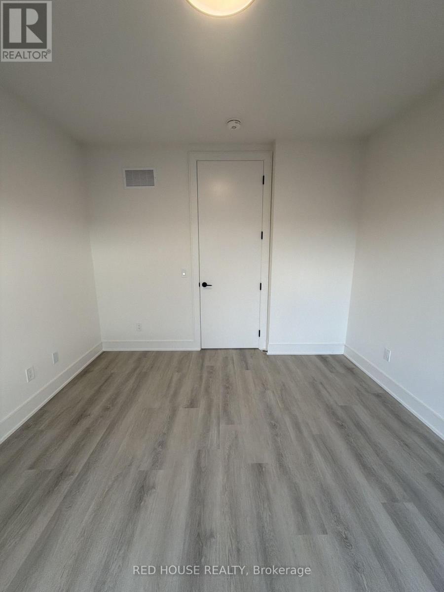 69 Everett Common, St. Catharines, ON - Indoor Photo Showing Other Room