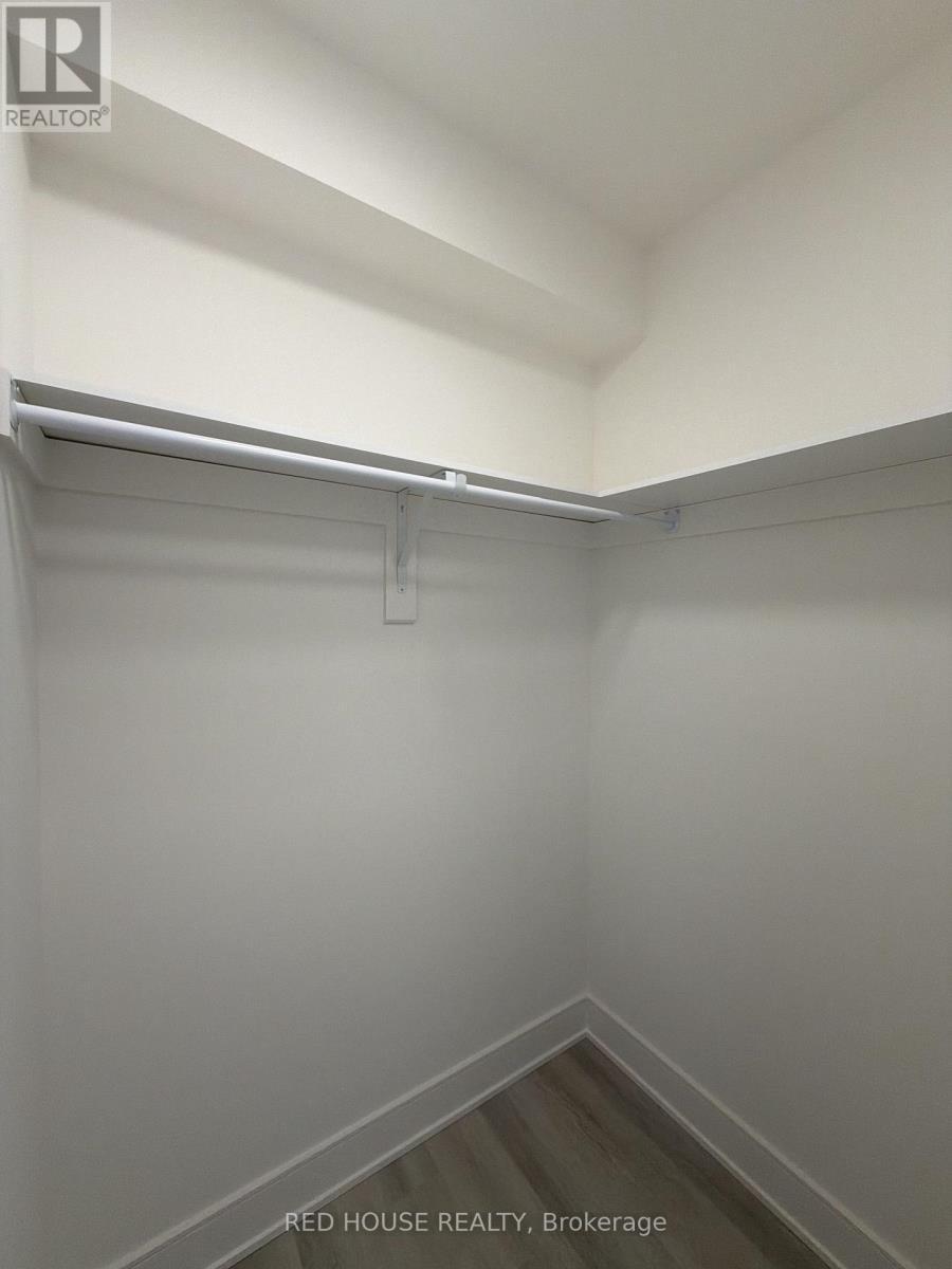 69 Everett Common, St. Catharines, ON - Indoor With Storage