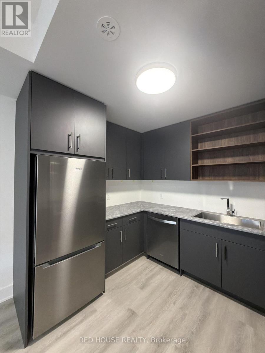 69 Everett Common, St. Catharines, ON - Indoor Photo Showing Kitchen