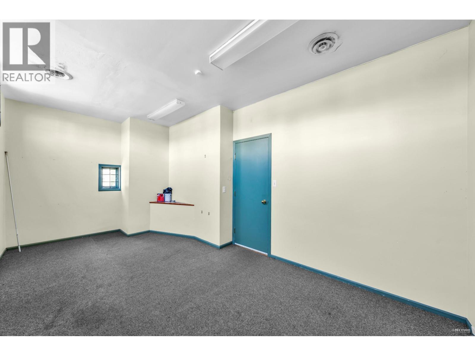 3607 W Broadway, Vancouver, BC