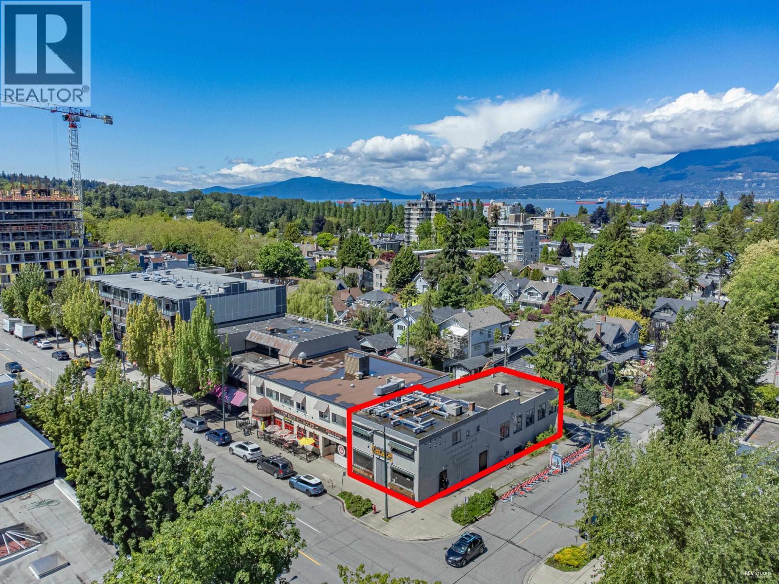 3607 W Broadway, Vancouver, BC