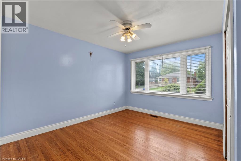 143 West 25Th Street, Hamilton, ON - Indoor Photo Showing Other Room