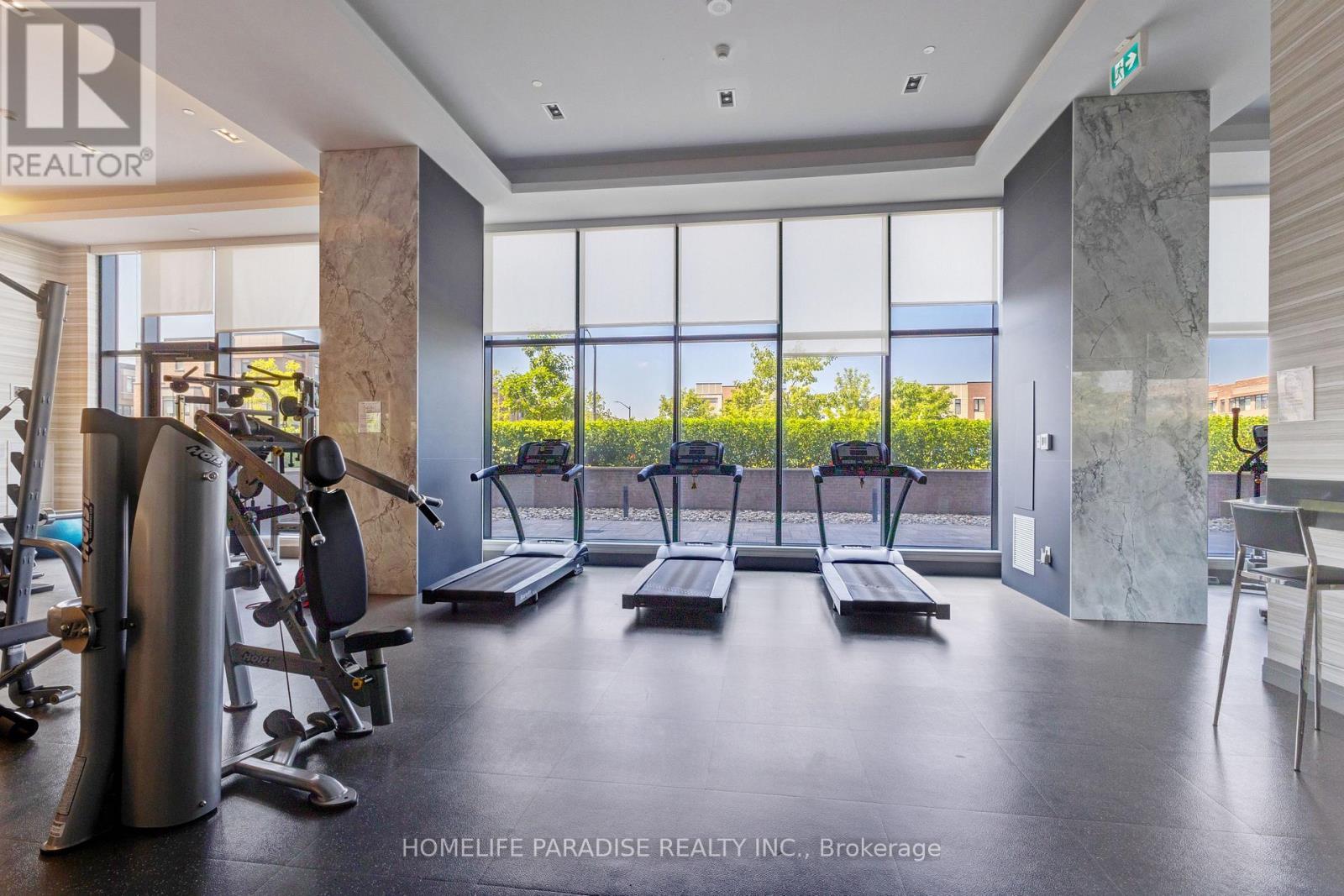 319 - 100 Eagle Rock Way, Vaughan, ON - Indoor Photo Showing Gym Room