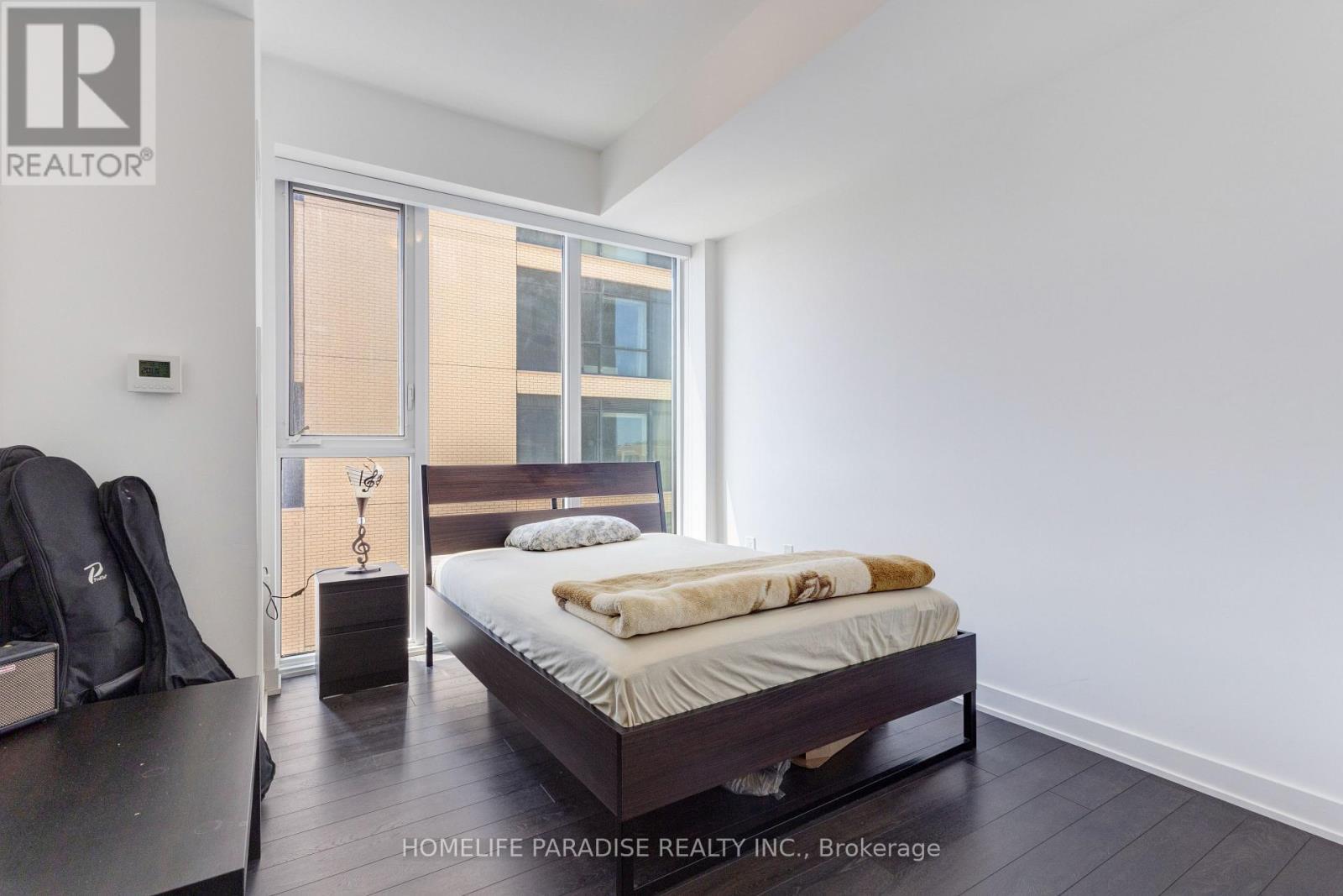 319 - 100 Eagle Rock Way, Vaughan, ON - Indoor Photo Showing Bedroom