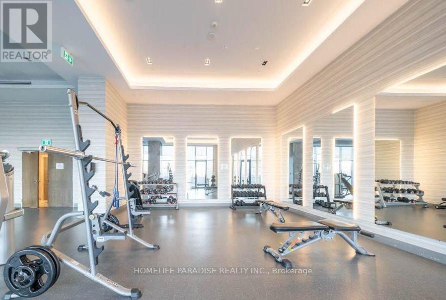 319 - 100 Eagle Rock Way, Vaughan, ON - Indoor Photo Showing Gym Room