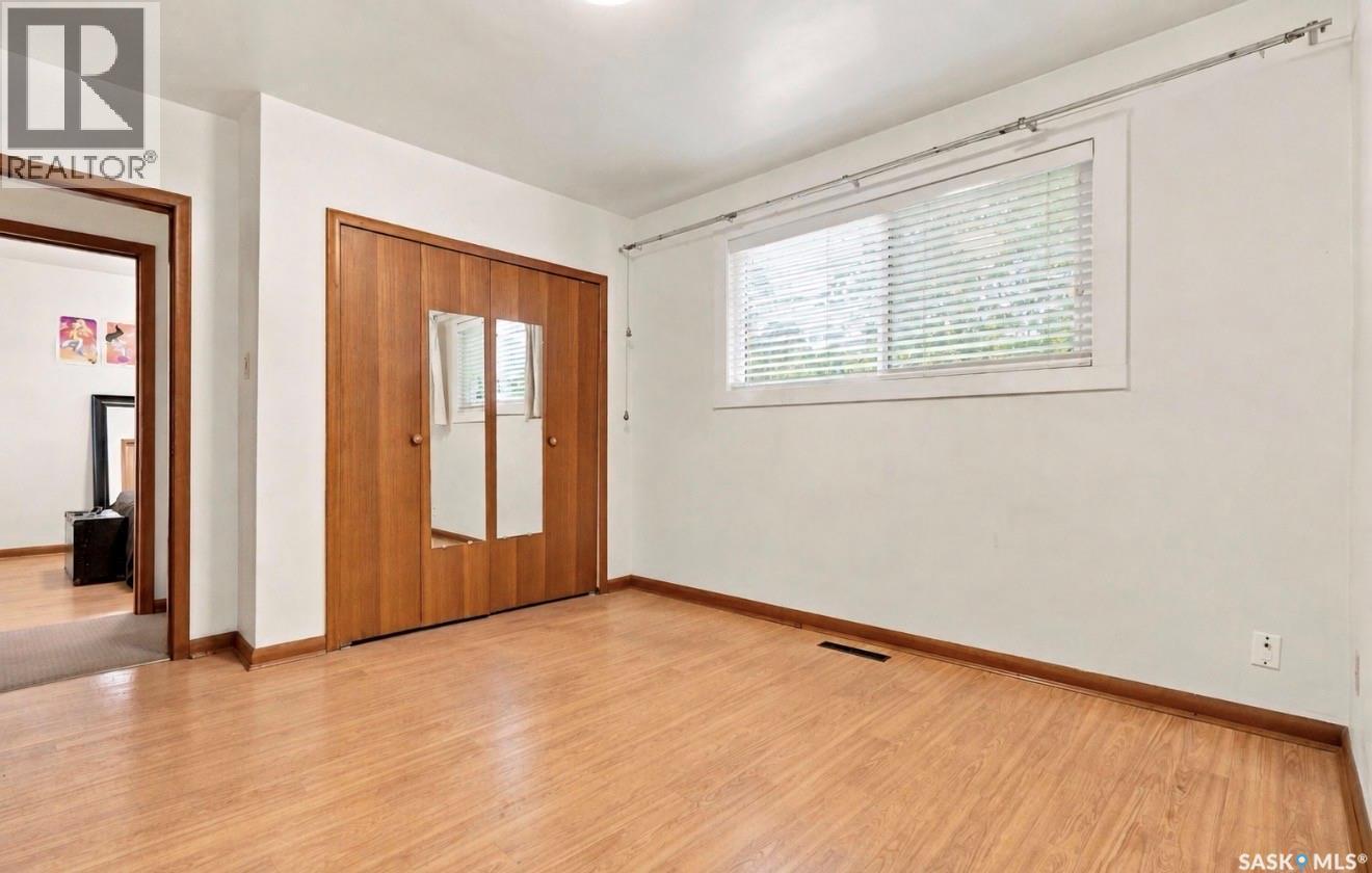 504 Leslie Avenue, Saskatoon, SK - Indoor Photo Showing Other Room