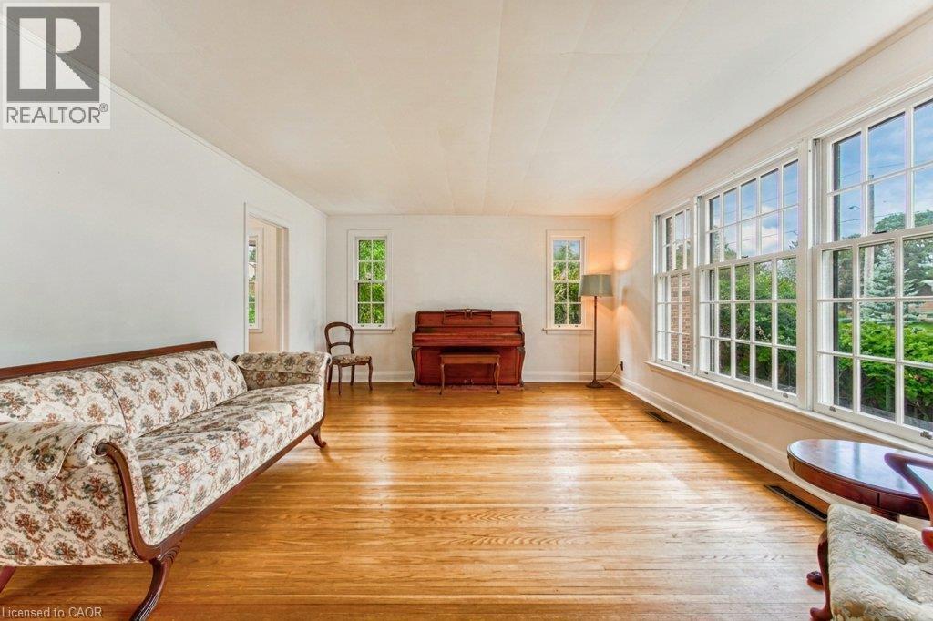 321 Highland Park, Cambridge, ON