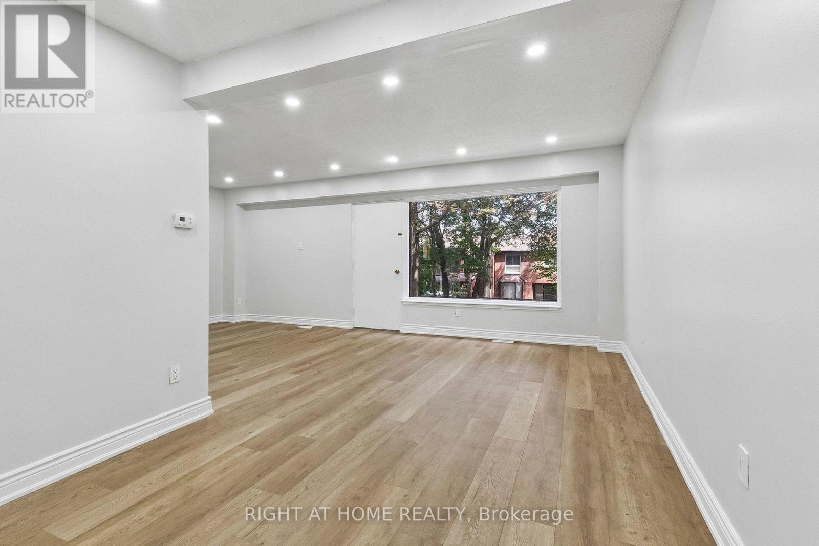 29 Cheatham Place, Toronto, ON - Indoor