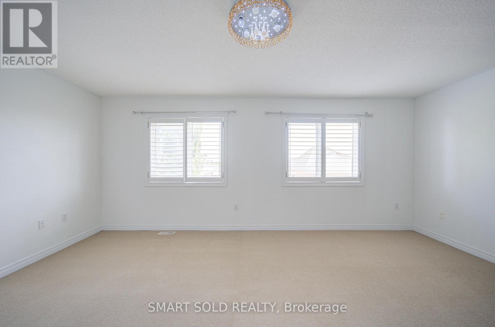 39 Schuster Lane, Vaughan, ON - Indoor Photo Showing Other Room