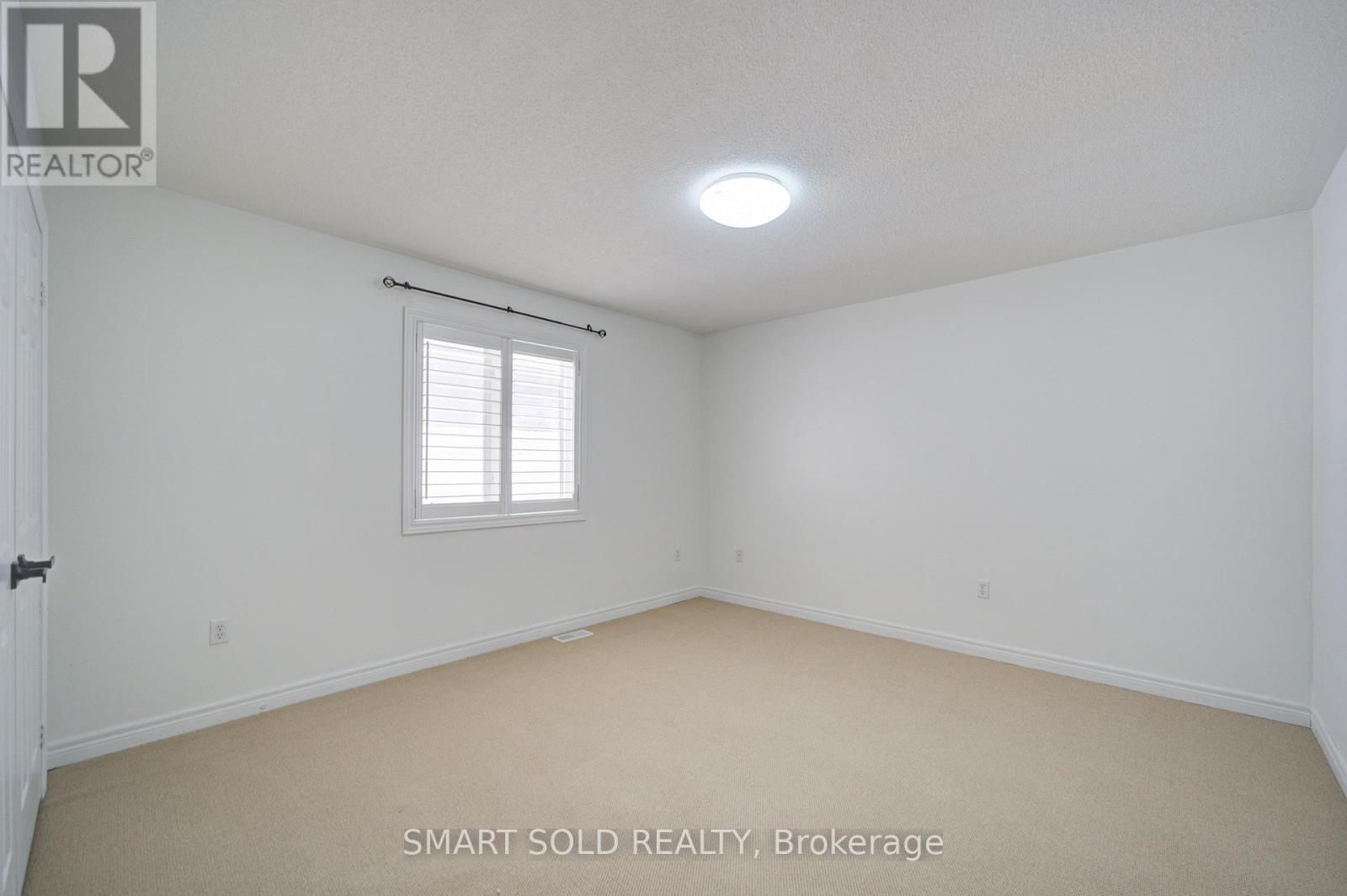 39 Schuster Lane, Vaughan, ON - Indoor Photo Showing Other Room