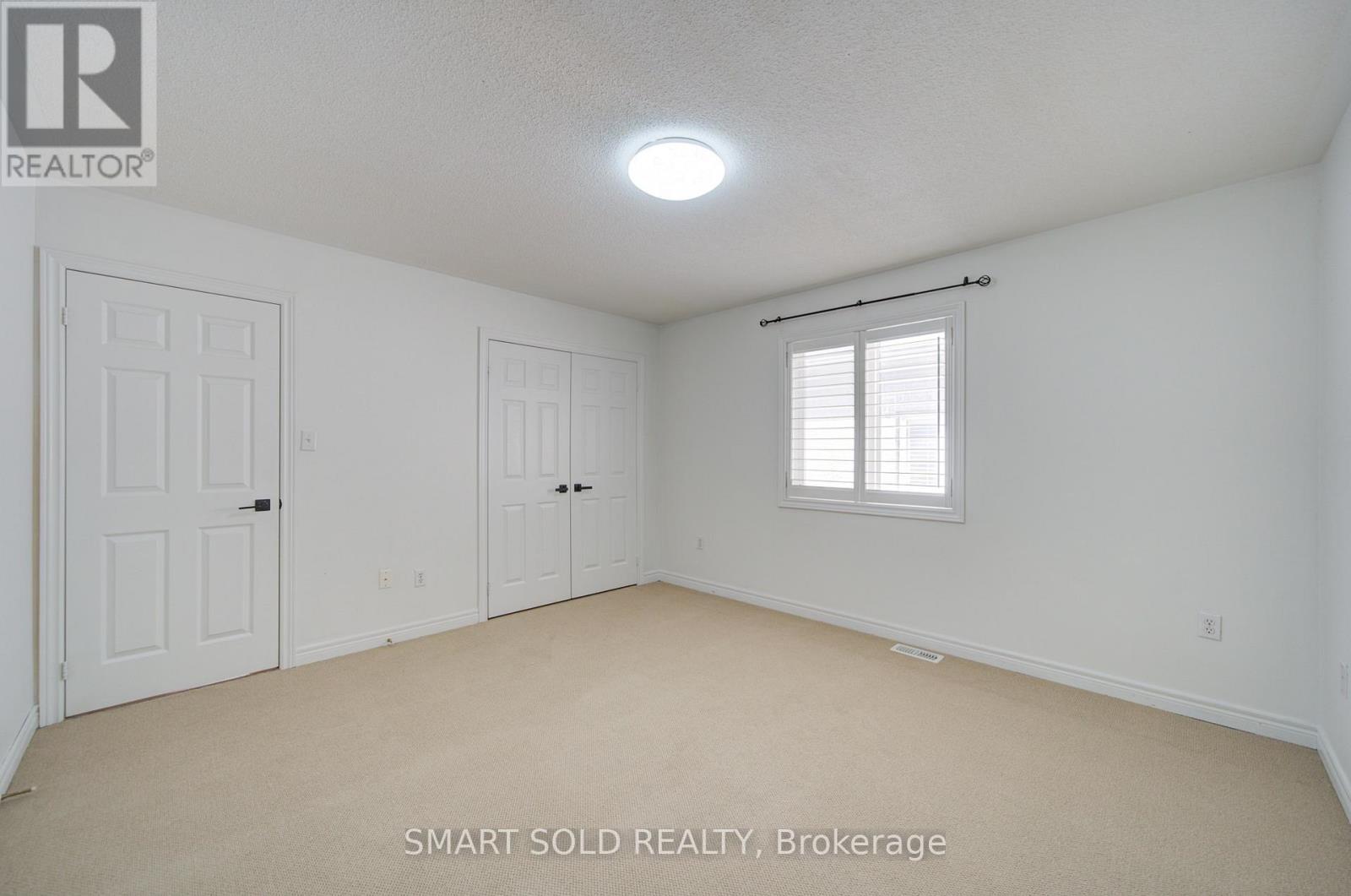 39 Schuster Lane, Vaughan, ON - Indoor Photo Showing Other Room