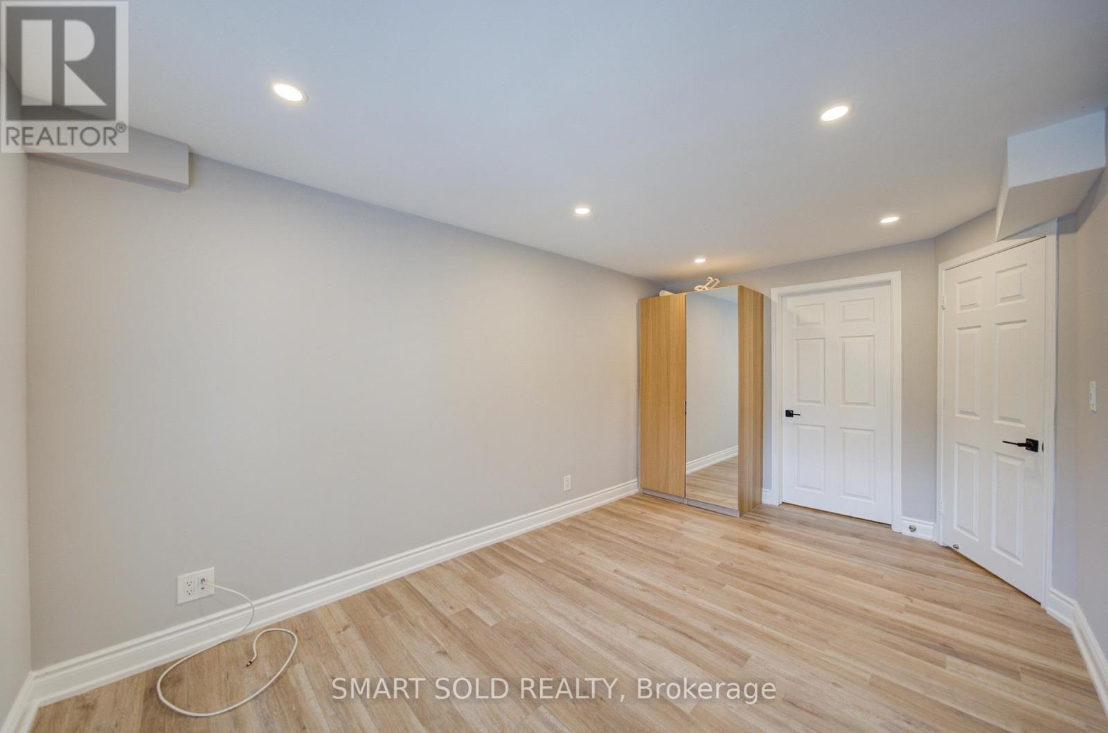 39 Schuster Lane, Vaughan, ON - Indoor Photo Showing Other Room