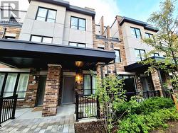 Modern Brick & Stucco Exterior - 
