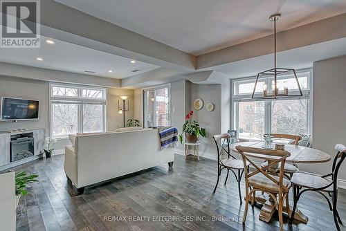 UNIT E - 2386 MUNN'S AVENUE  Oakville, ON L6H 6G9