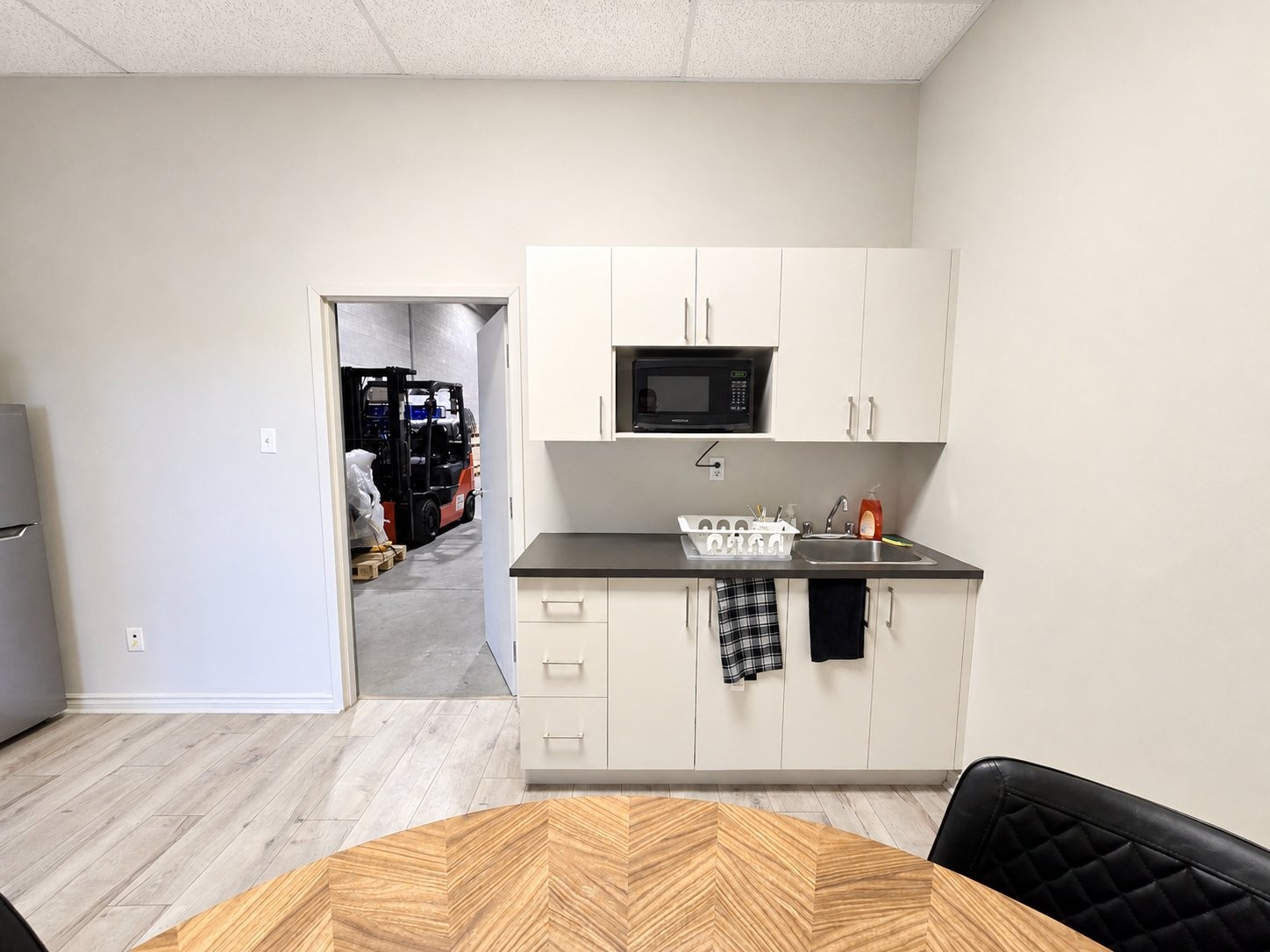 Cuisine - 3220 Av. Jacques-Bureau, Laval (Chomedey), QC - Indoor