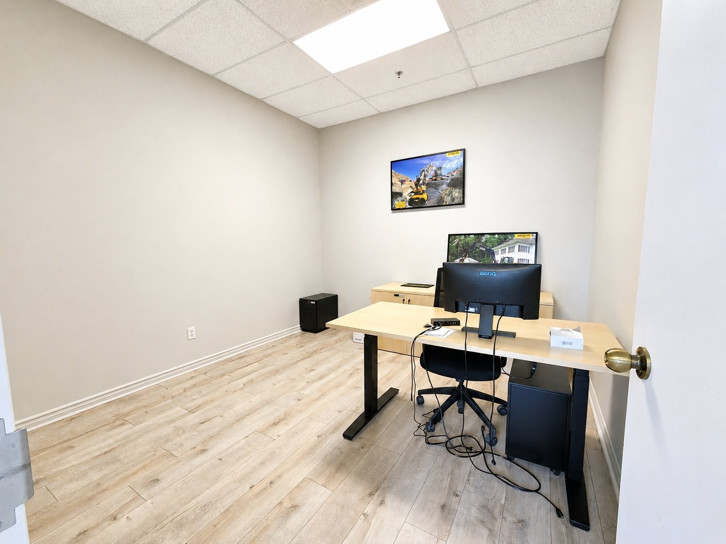 Bureau - 3220 Av. Jacques-Bureau, Laval (Chomedey), QC - Indoor Photo Showing Office